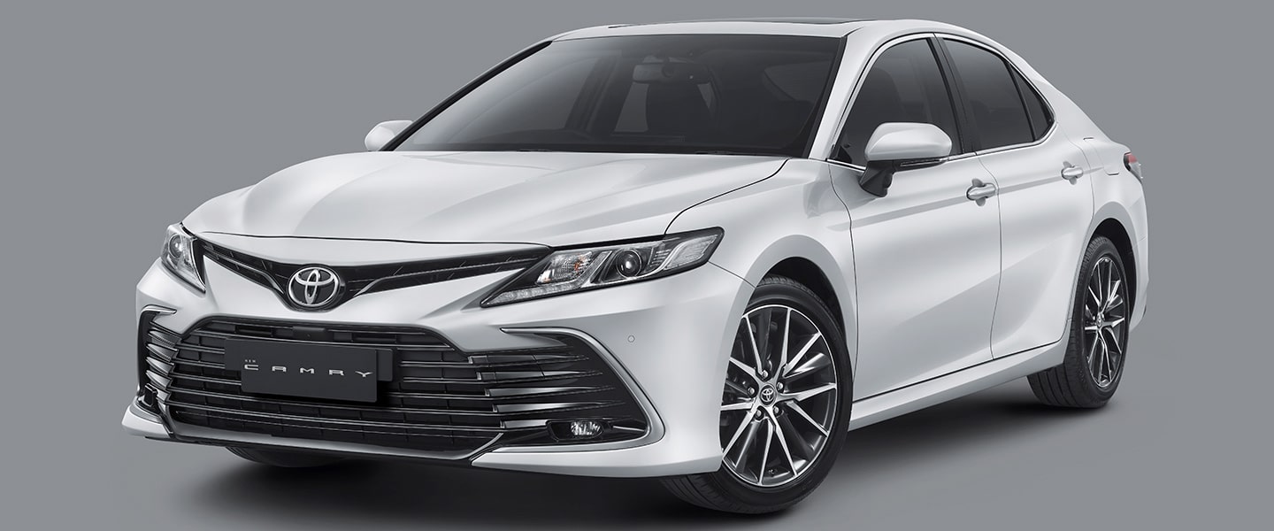 Profil dan Spesifikasi New Camry Hybrid dan New Camry V di Indonesia PT. Toyota Astra Motor